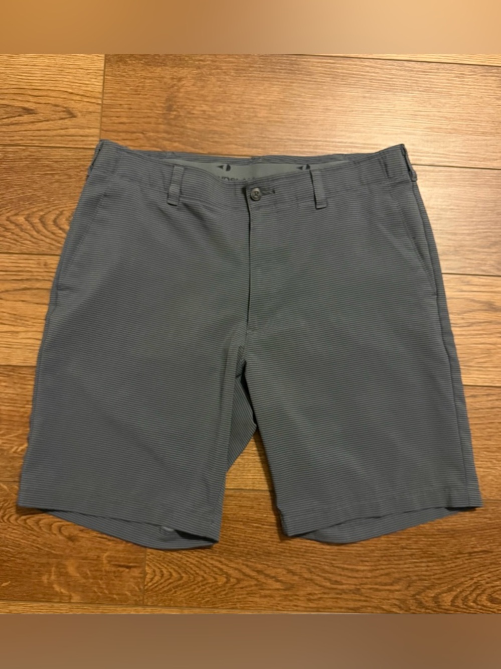 Perry Ellis Grand Slam Men's Micro-Striped Gray w/Black Stripe Flat Front Shorts